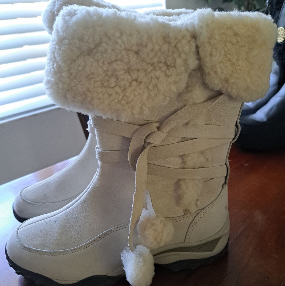 The North Face Women's snow boots size 7